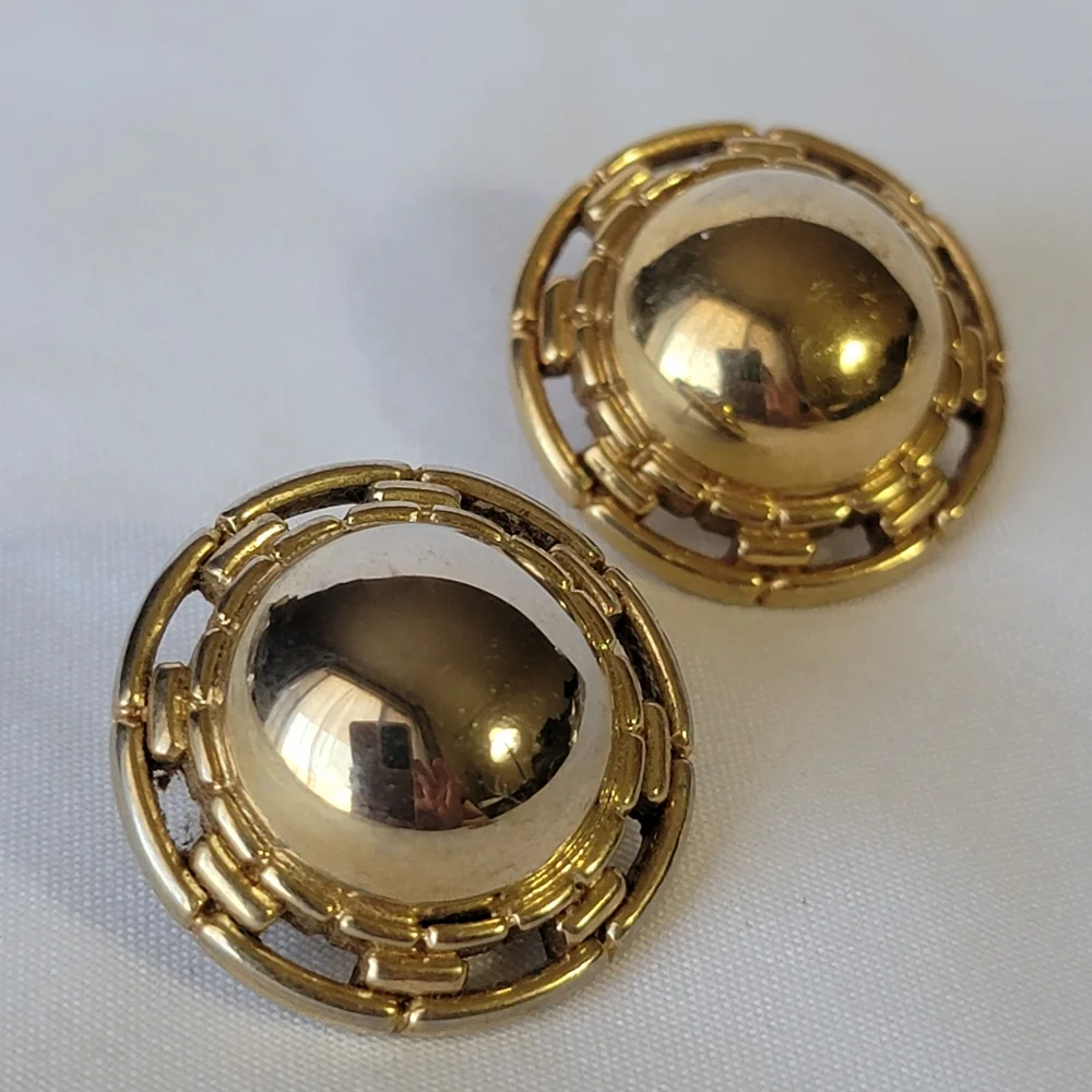 Vintage Trifari Signed Gold Round Dome Earrings